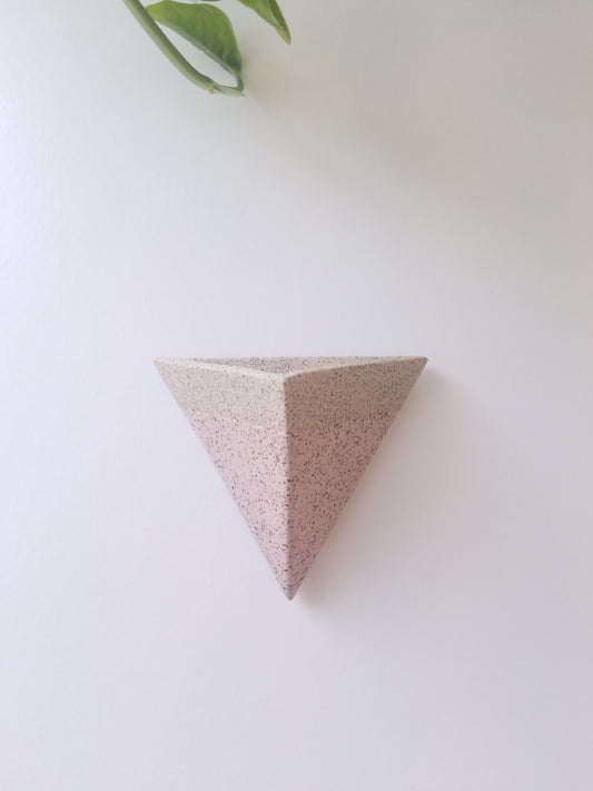 Mini Pocket Magnet Air Plant Holder in Pink Granite